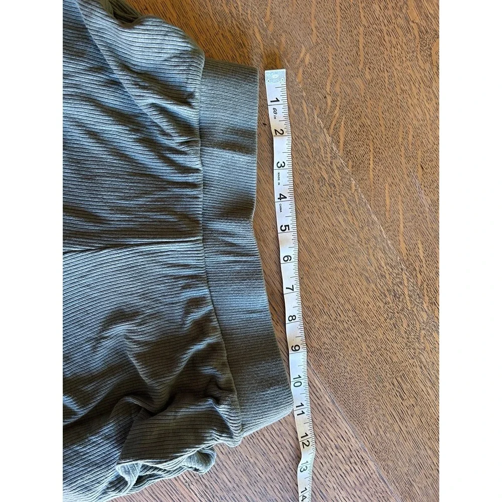 omen's 3-Piece Outfit Bundle – Small / Size 4